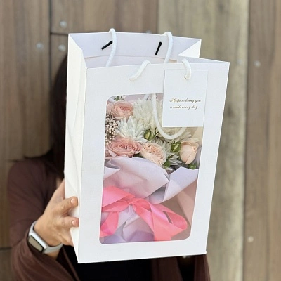 Композиция в пакете "Созвездие улыбок"