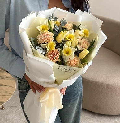 Букет «Роскошная весна»